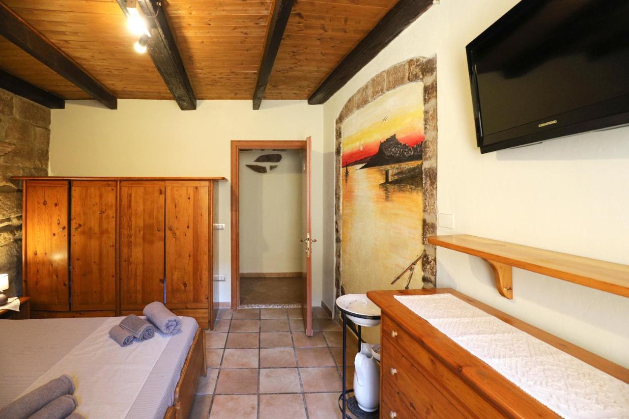 Bed and Breakfast La favola antica Castelsardo Esterno foto