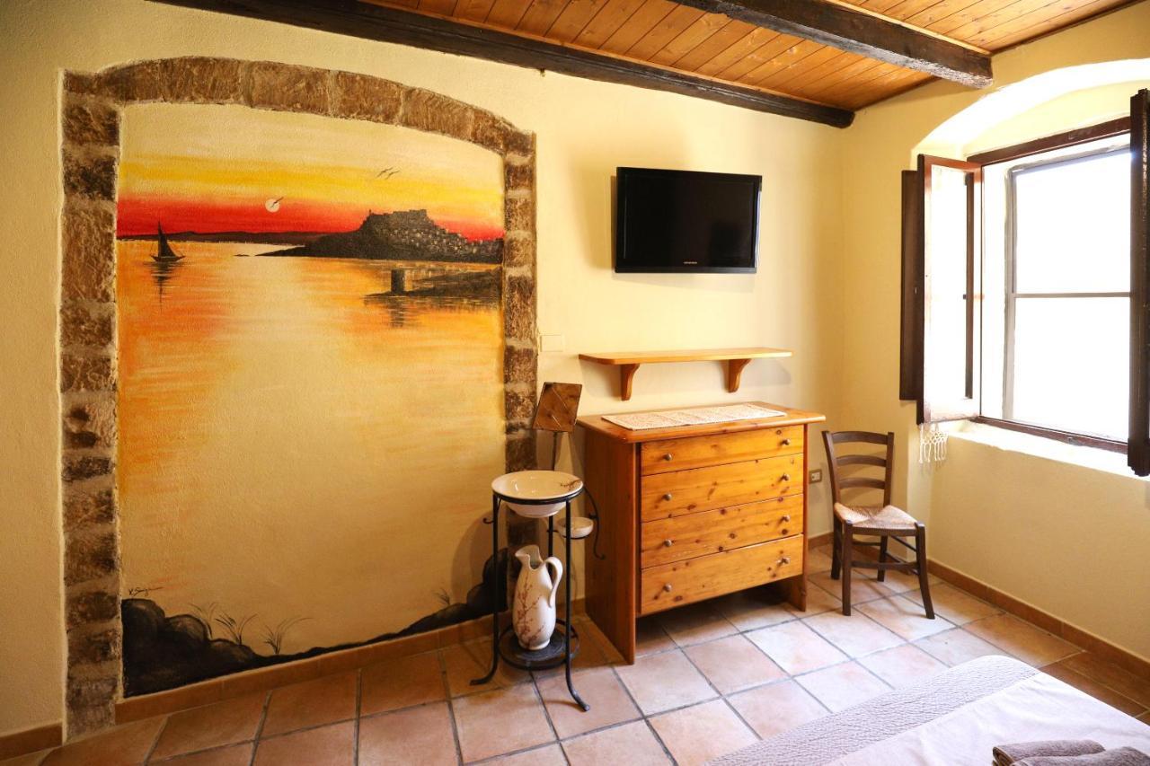 Bed and Breakfast La favola antica Castelsardo Esterno foto