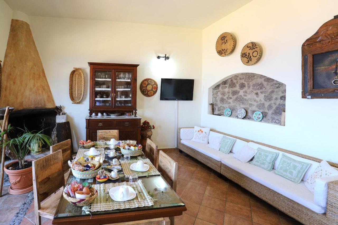 Bed and Breakfast La favola antica Castelsardo Esterno foto