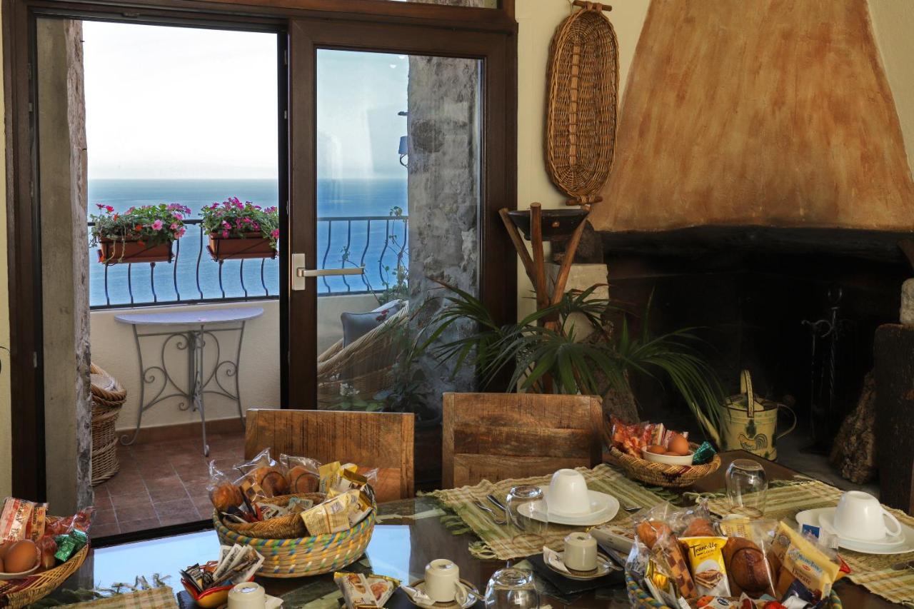 Bed and Breakfast La favola antica Castelsardo Esterno foto